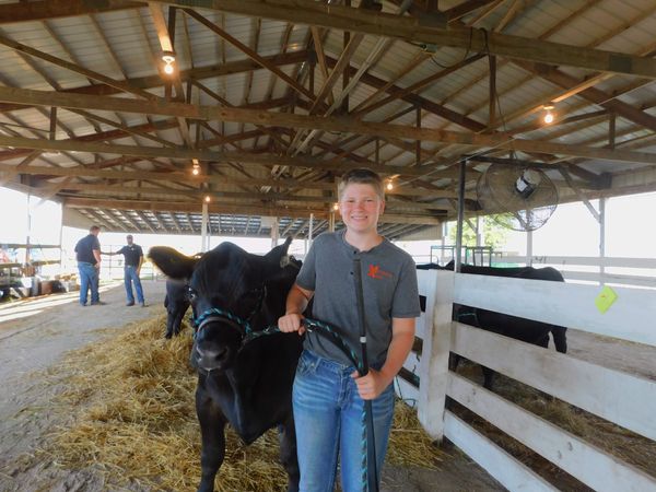 Reid Bennett, Maywood MO, Show Livestock